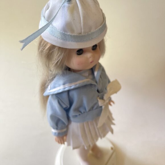 RARE Effanbee Vintage 90s DOLL, Sailor Girl, 7" TALL 1987 Serial 20800 Stamped - Picture 2 of 12